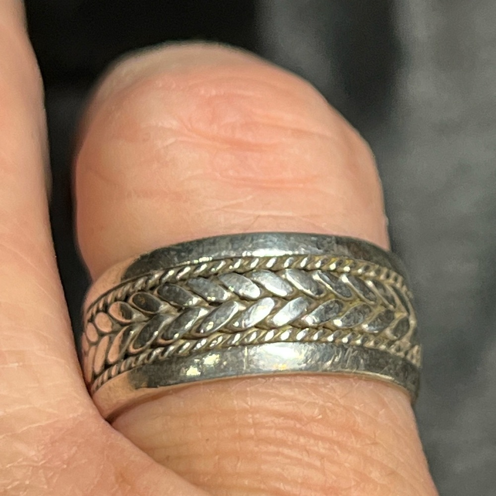 Sterling silver ring